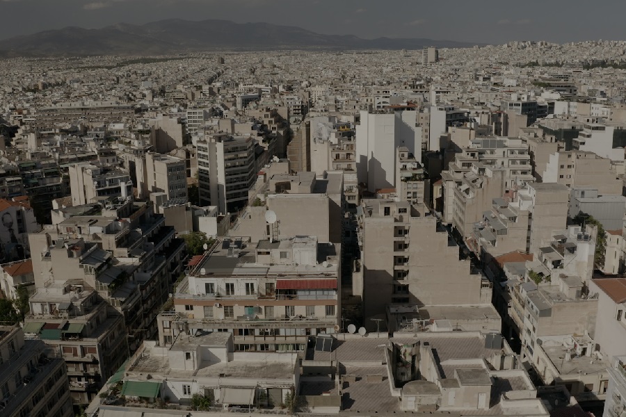 Screenshot. Image of the city of Athens.